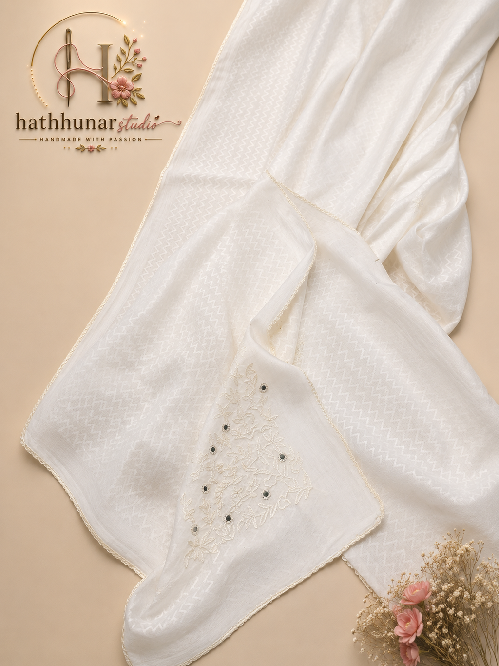 Handcrafted White Cotton Blend Chaddar with Floral Embroidery – 3 Meter