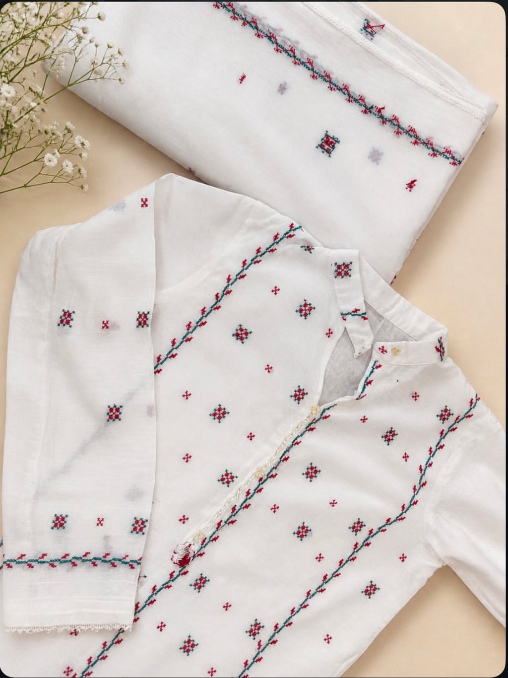 3 Piece - Embroidered Lawn Suit with Lawn Dupatta - 42602016