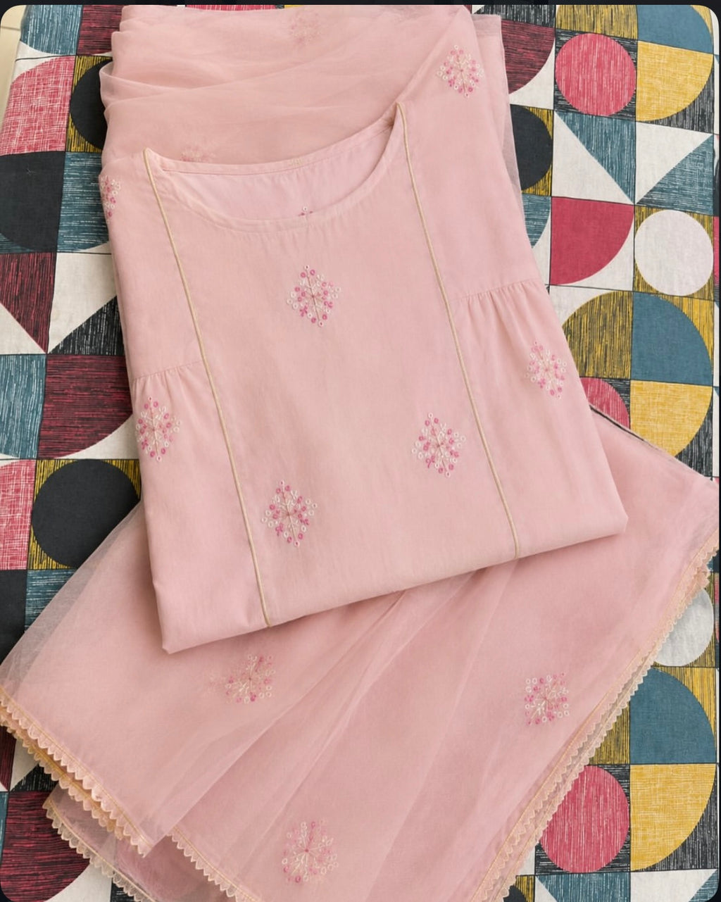 3 Piece - Embroidered Baby Pink Lawn Suit  - 42602013