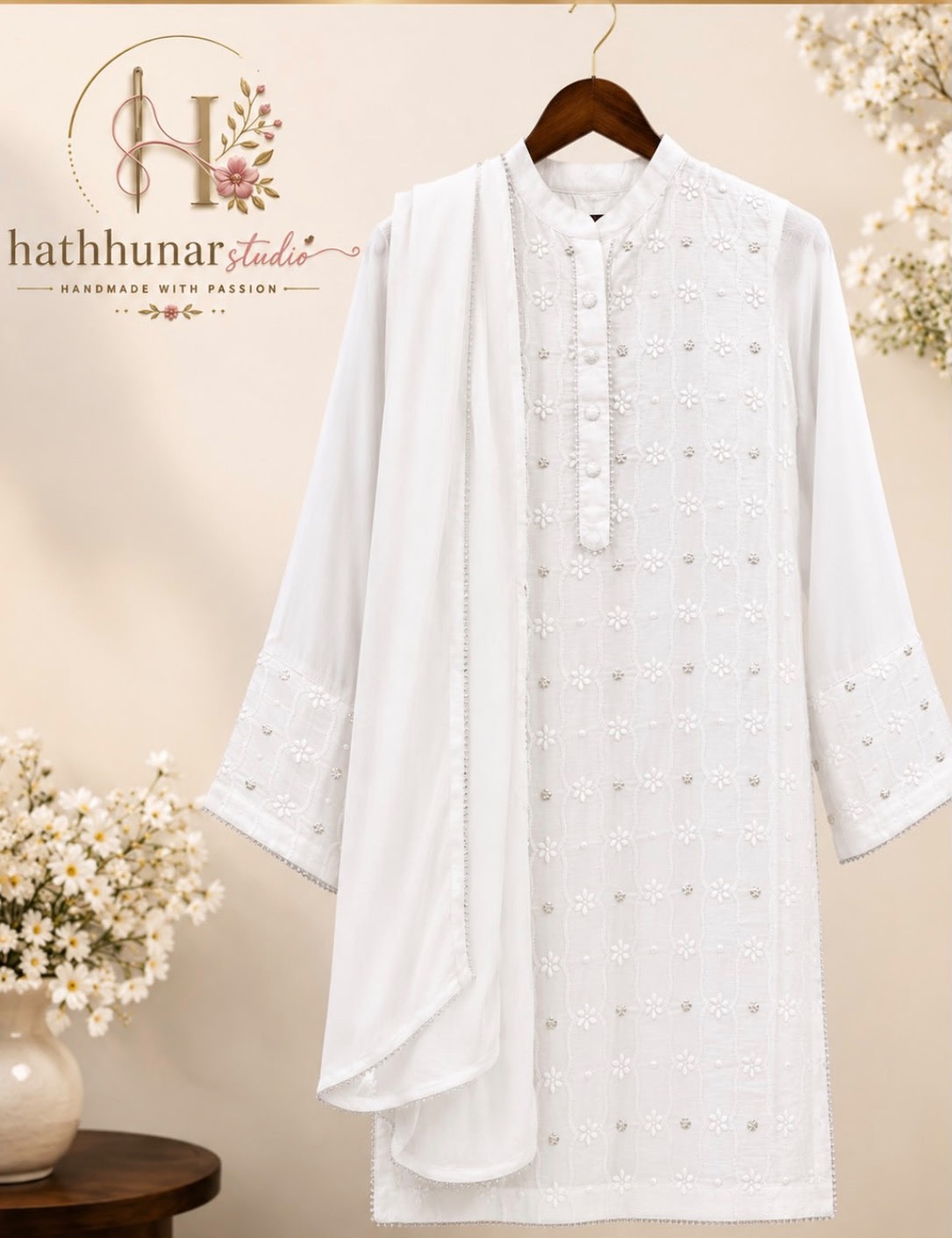 3 Piece - Embroidered White Lawn Suit with Chiffon Dupatta - 42602024